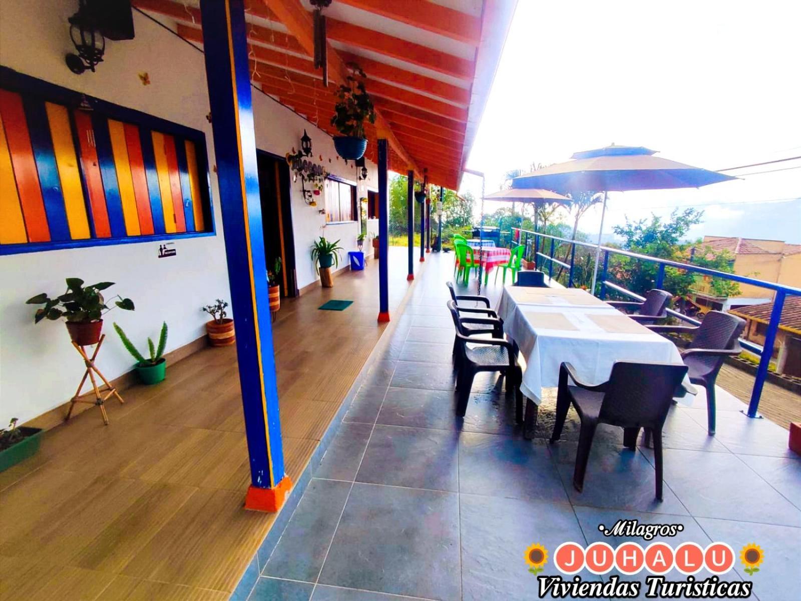 ᒍᑌᕼᗩᒪᑌ Hotell Jericoc  Eksteriør bilde