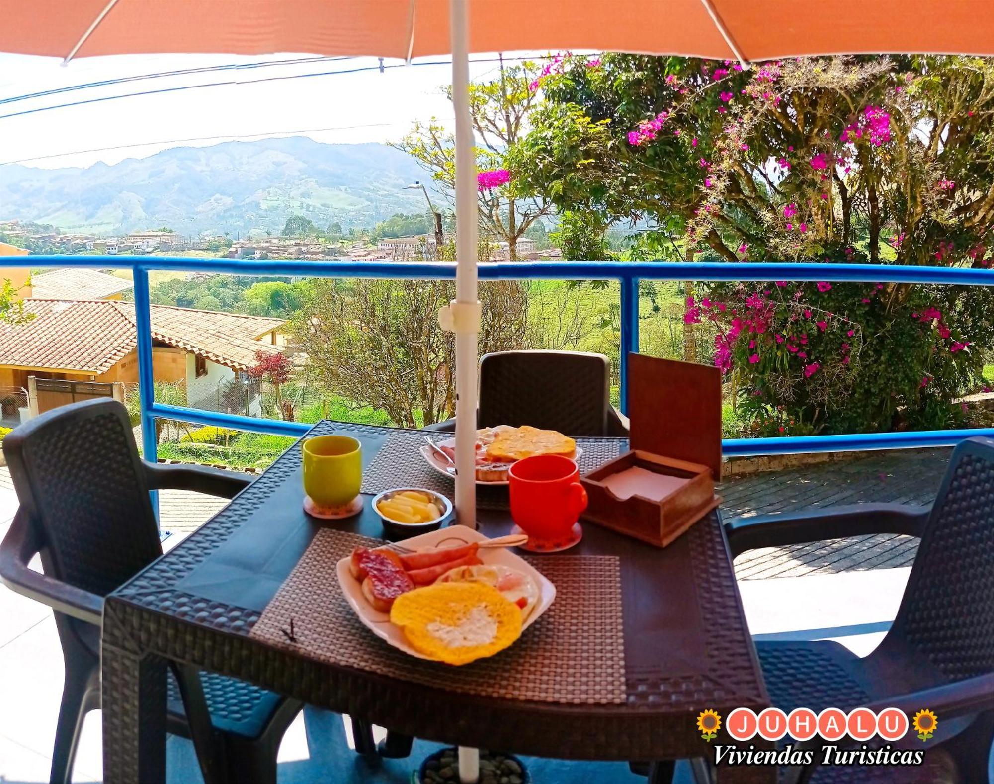 ᒍᑌᕼᗩᒪᑌ Hotell Jericoc  Eksteriør bilde