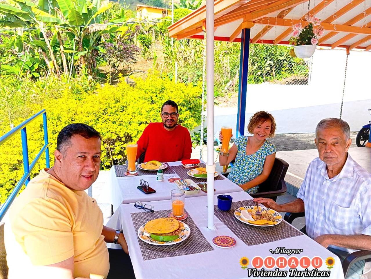 ᒍᑌᕼᗩᒪᑌ Hotell Jericoc  Eksteriør bilde